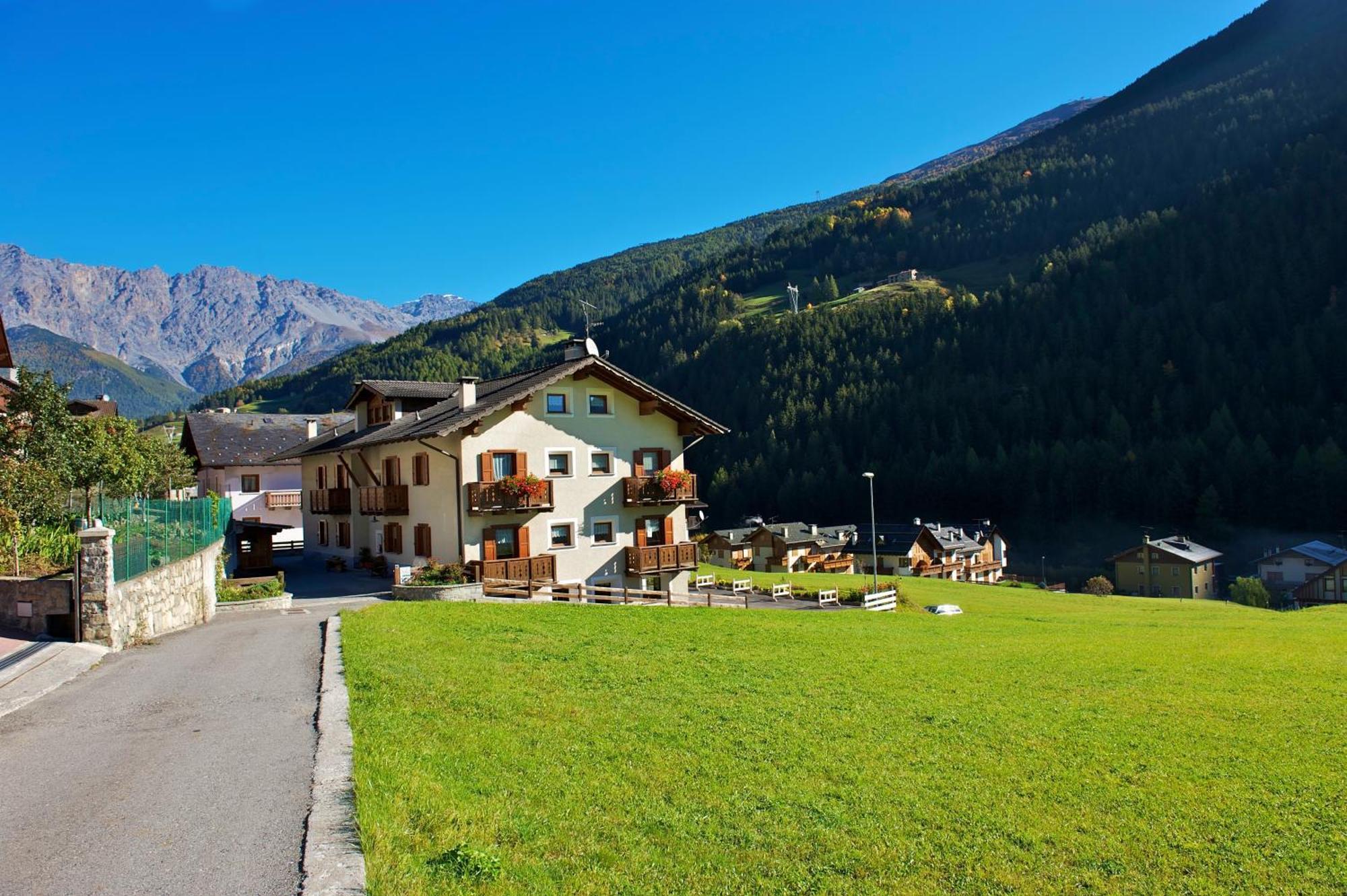 Casa Sofia Villa Valdisotto Luaran gambar